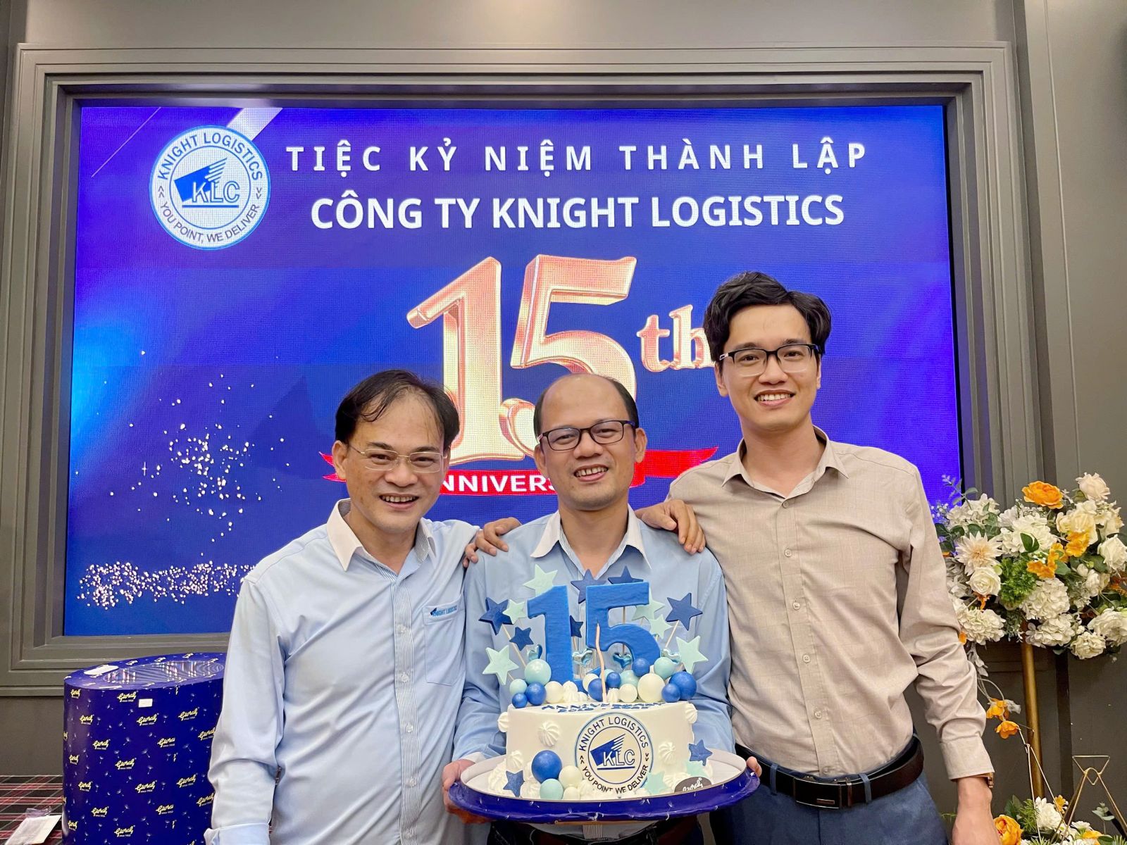 Ban lãnh đạo và các Trưởng phòng Knight Logistics 1