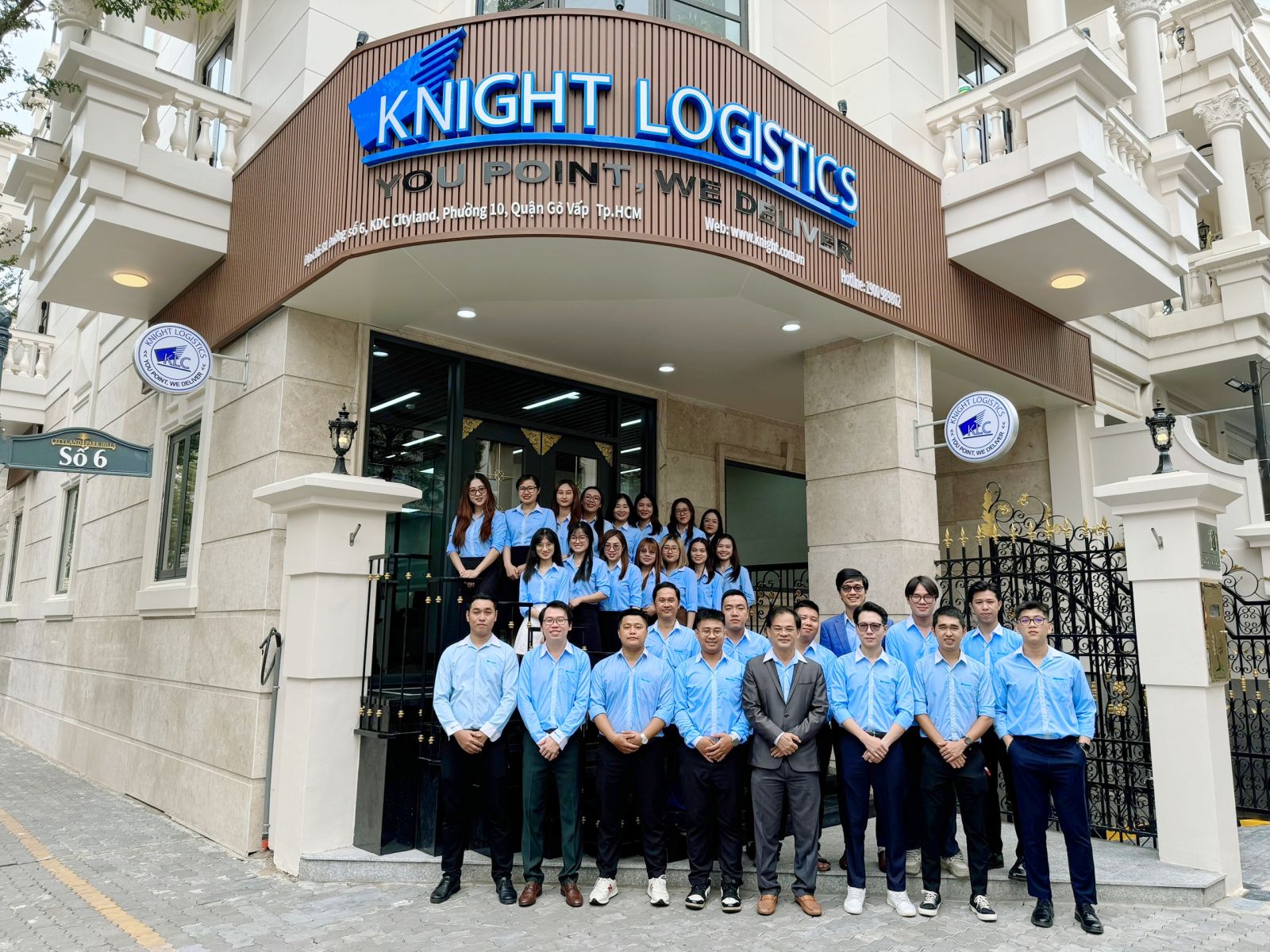 Đại gia đình Knight