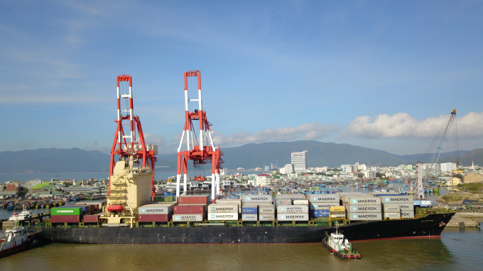 HƠN 55 TRIỆU TẤN HÀNG HÓA THÔNG QUA CẢNG BIỂN TRONG THÁNG ĐẦU NĂM 2021