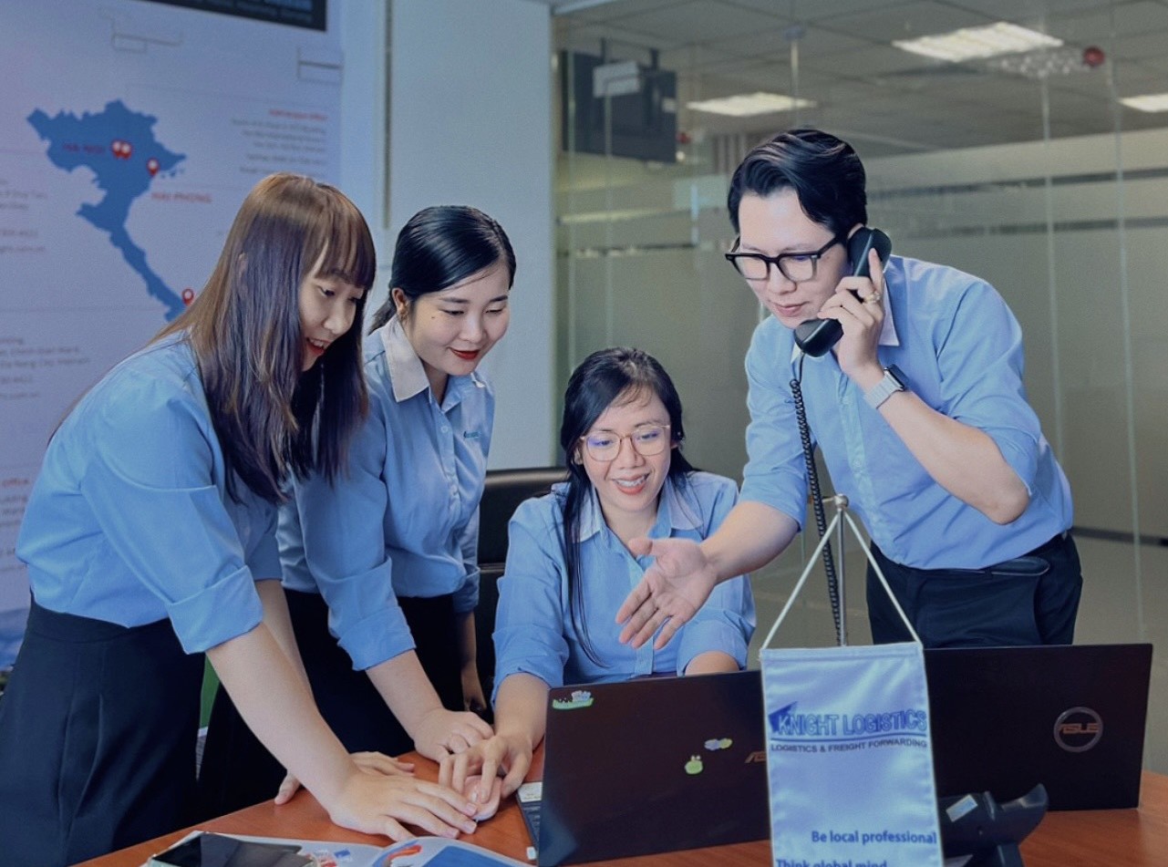 it_hardware_into_vietnam