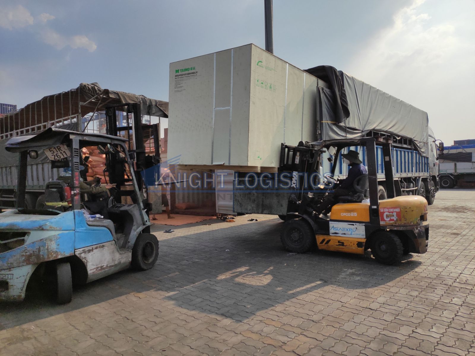 dịch vụ thủ tục nhập khẩu máy móc