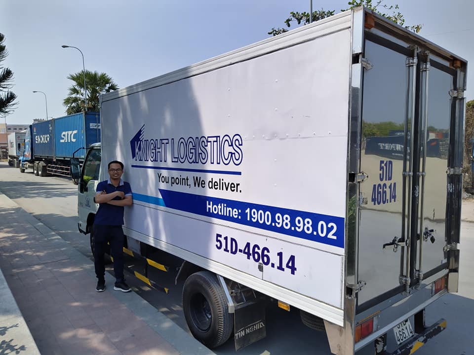 van_chuyen_hang_hoa_bang_xe_tai_1