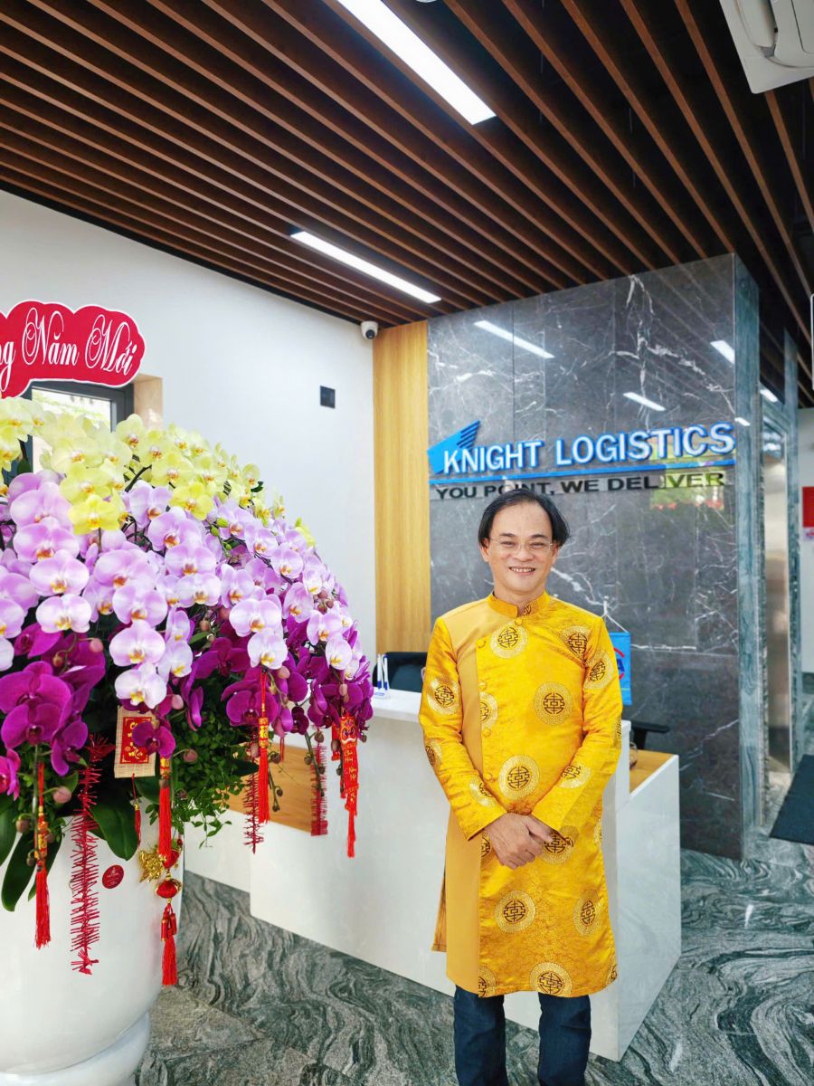 Hình: Ban lãnh đạo Knight Logistics 