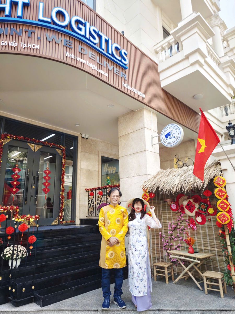 Ban lãnh đạo Knight Logistics