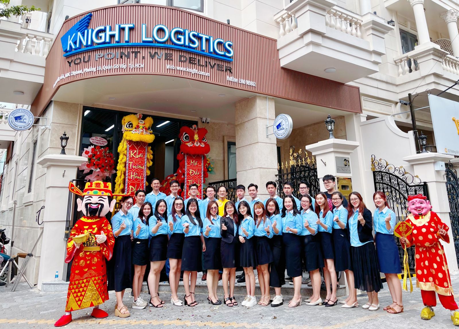 khai trương tại địa chỉ mớI