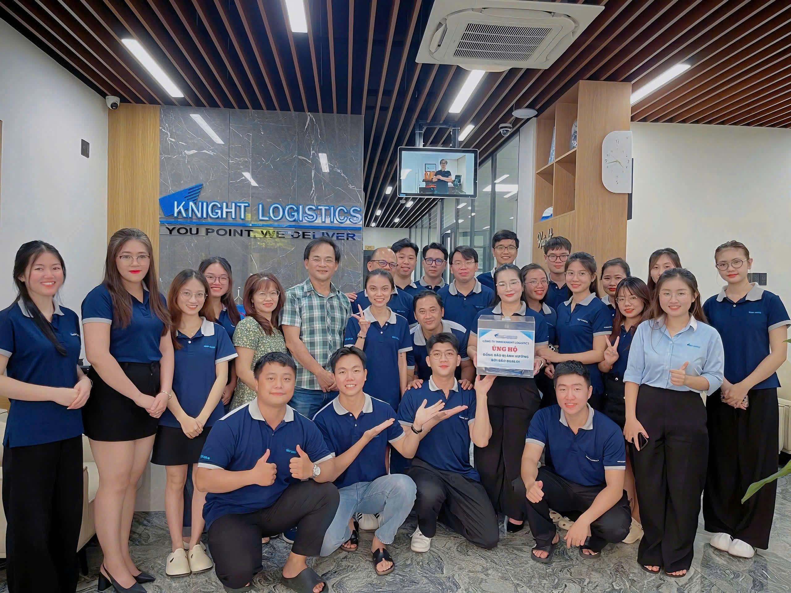 Tập thể Knight ủng hộ đồng bào bị ảnh hưởng bởi bão số 10